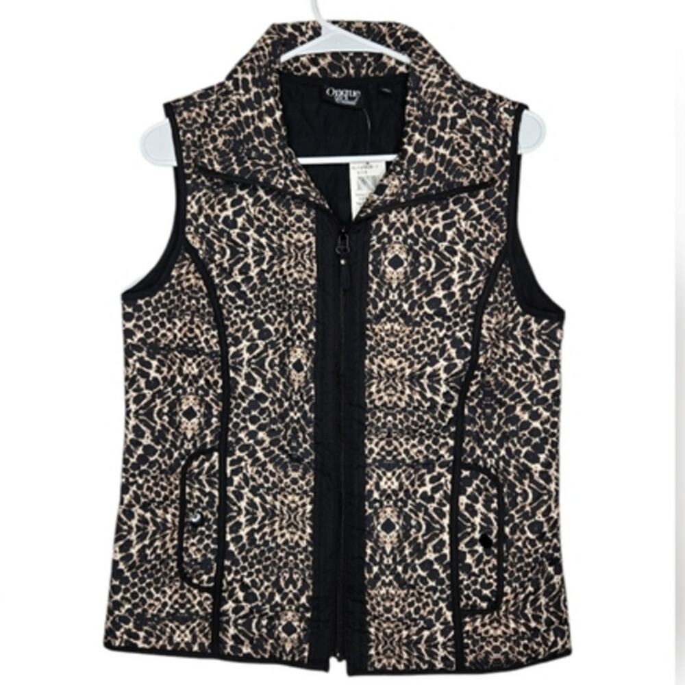 NWT Leopard Light Quilted Vest Size Medium Outdoors Casual Statement